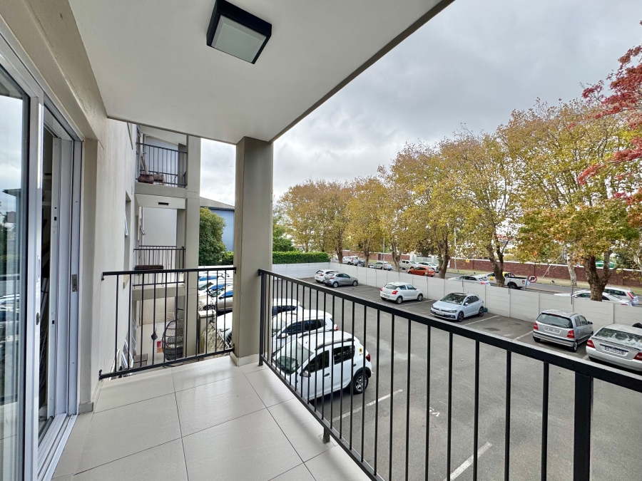 1 Bedroom Property for Sale in Kenilworth Western Cape